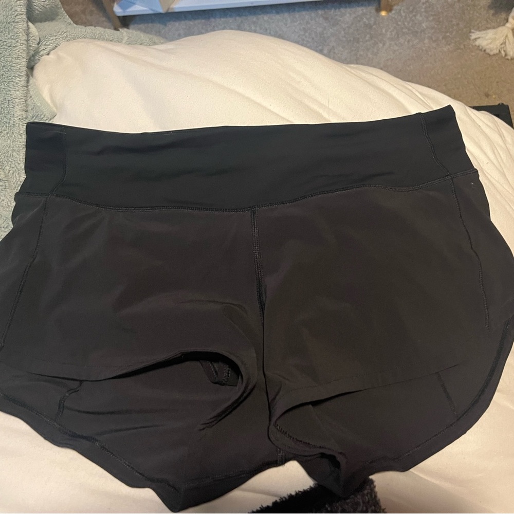 Lululemon black speed up shorts